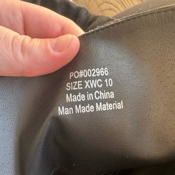 NWOT Journee Collection Black Heeled Boots, size 10 extra wide calf - Picture 5 of 8